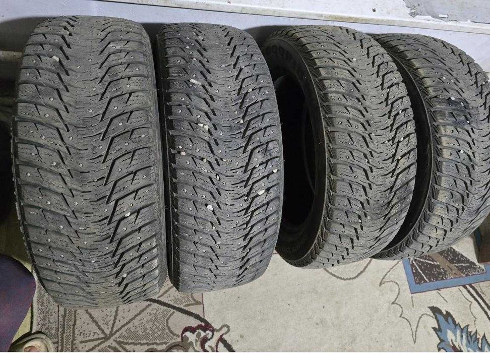 Продам шины зимние 205/55/R16