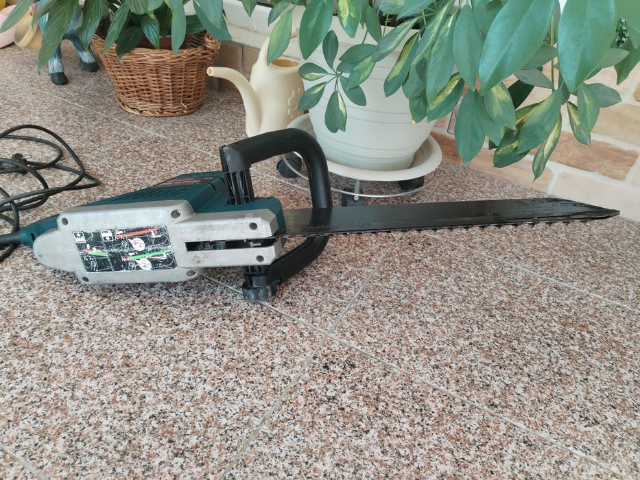 Vând fierăstrău profesional Bosch adus din Germania