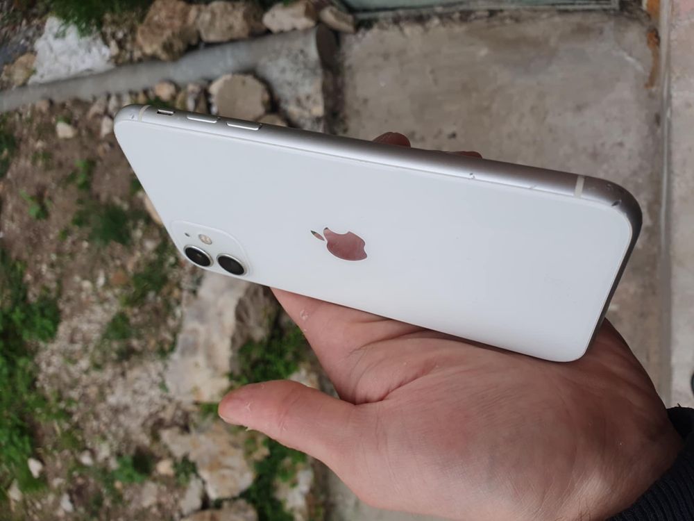Iphone 11 /white Бял 64gb