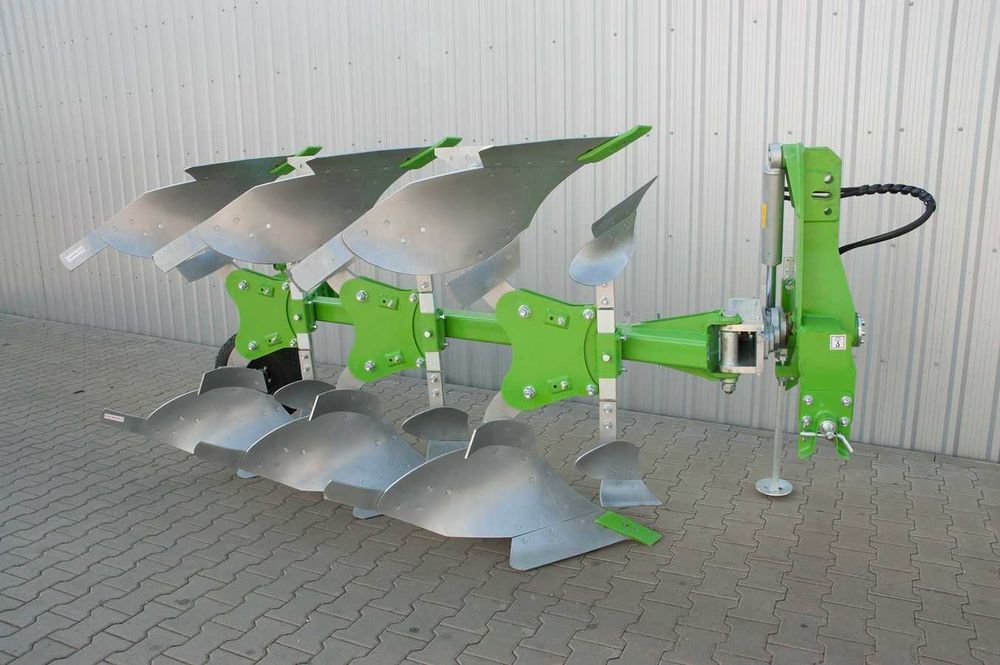 Plug agricol, plug dupa tractor, plug reversibil