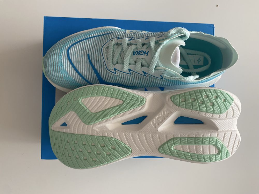 Adidasi alergare Hoka Mach x2 model 2024