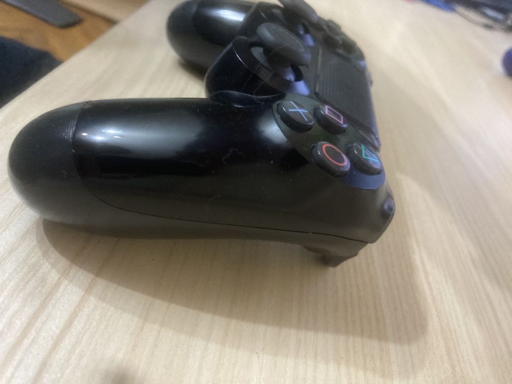 Dualshock4 използван