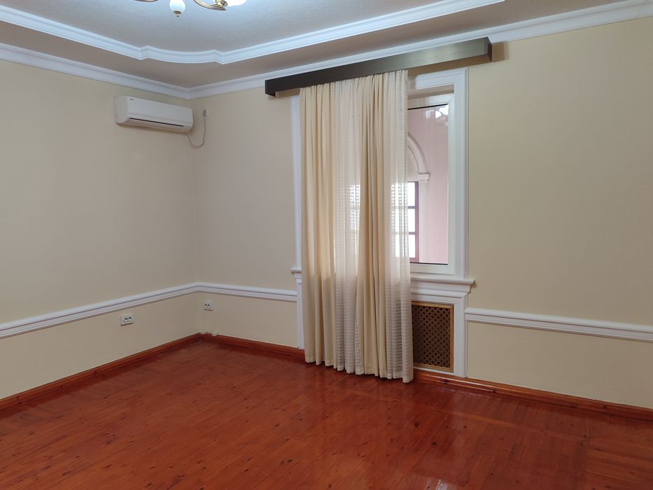 Продаётся в яккасарайском районе махаля Конституция