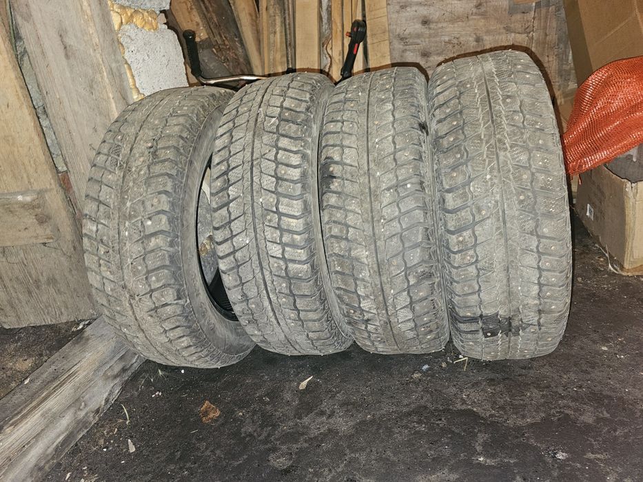 Продам резину R15 185/65