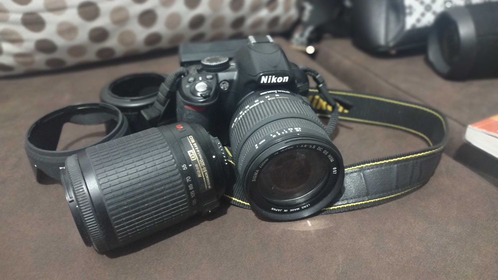 Фотоапарат Nikon D3100