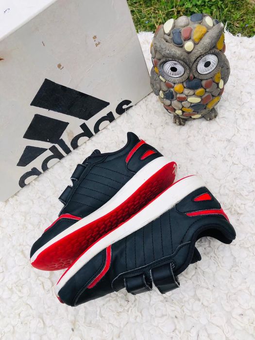 Adidasi baiat-marimea 29-30,inter19cm,ca piele Salomon,Geox,Ecco,Nike
