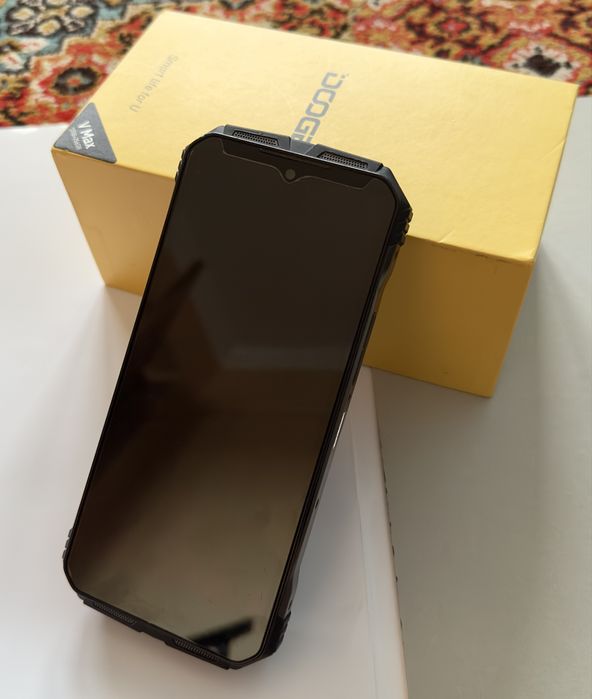 Doogee Vmax (nu Ulefone, Oukitel) 256 GB, 12 GB RAM, 22000 mAh baterie
