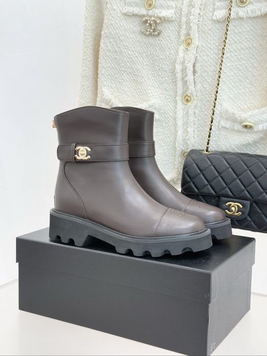 Ghete Chanel , calitate premium , pe comanda , noi , 36