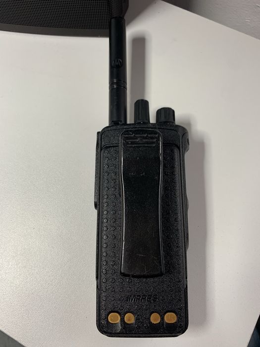 Statie Radio UHF Motorola DP4400e Statie Emisie Receptie