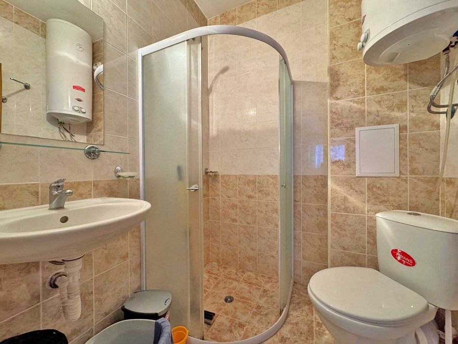 Продава се Тристаен апартамент в к.к. Слънчев бряг - 70 кв.м за 922 €/кв.м - Снимка #15
