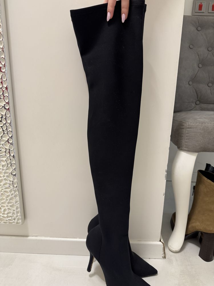 Ластични чизми Zara
