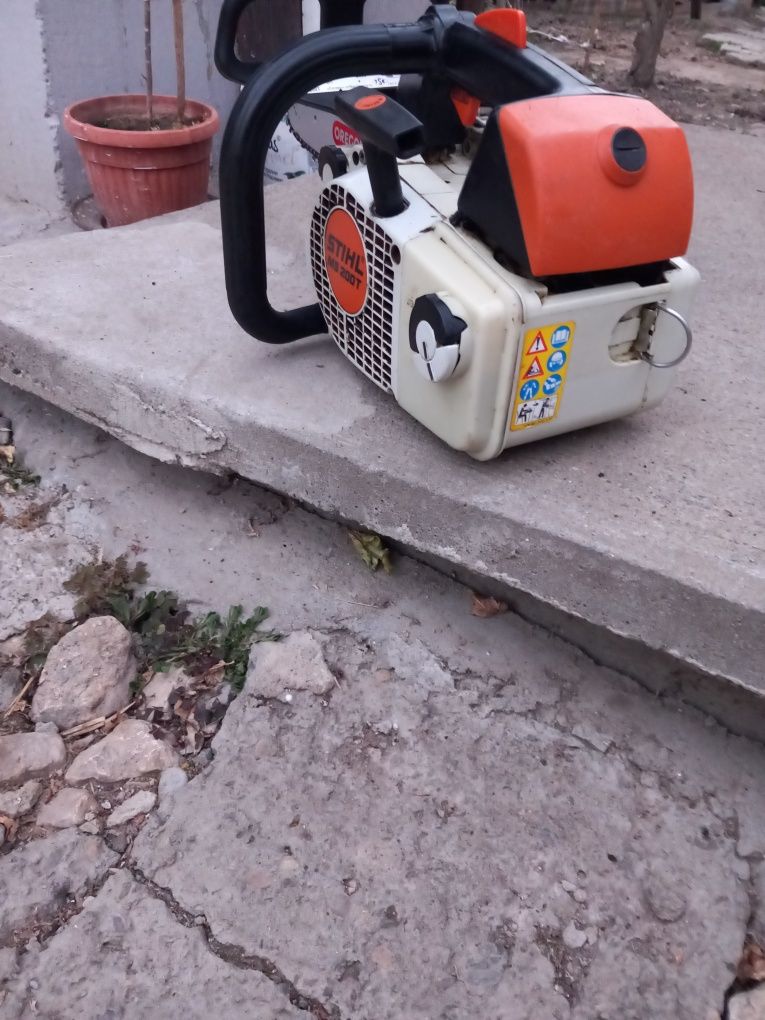 Stihl 200T щил кастрачка резачка