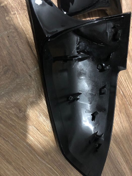 Vând carcase pentru oglinzi