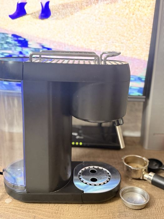 Продается рожковая кофемашина