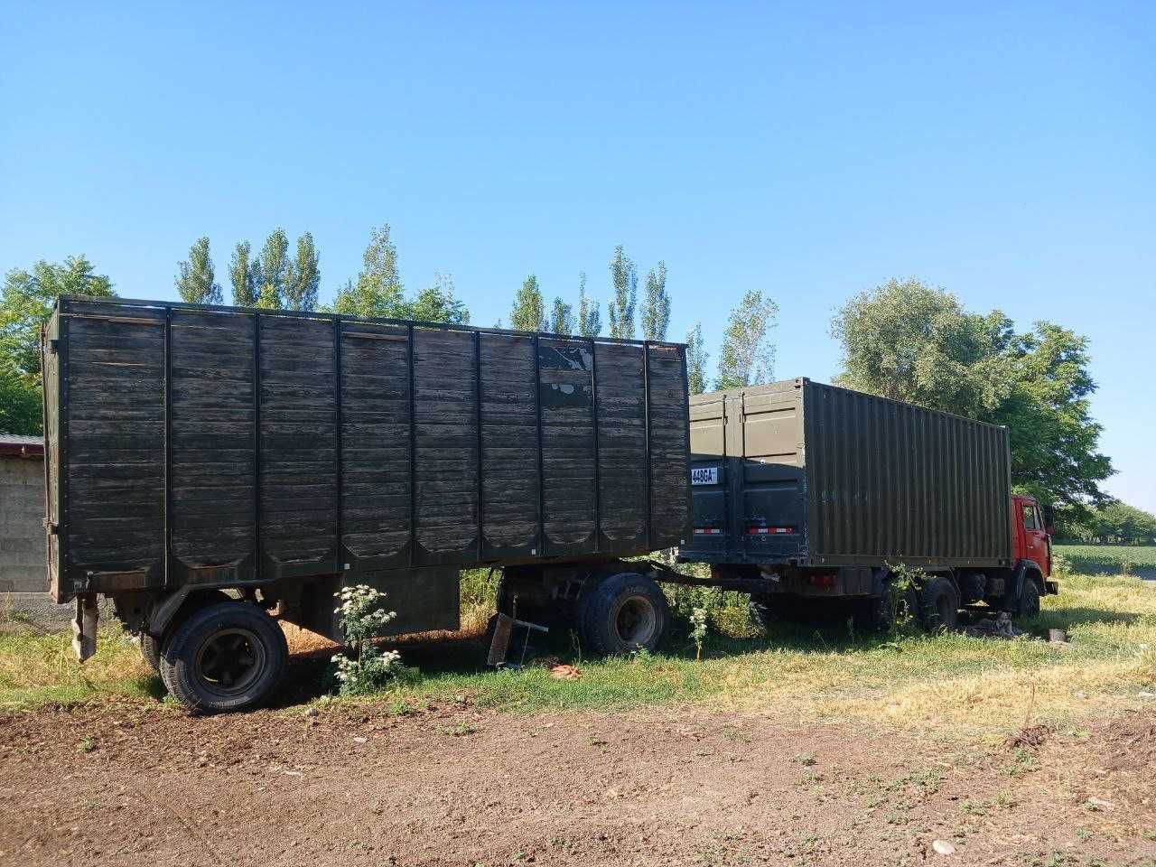 Камаз 53212 қизил прицепи билан бирга