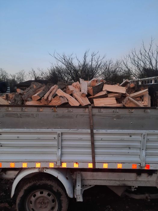 Lemne de foc de vanzare