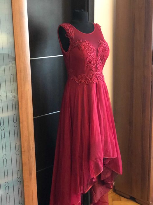Vand rochie de ocazie