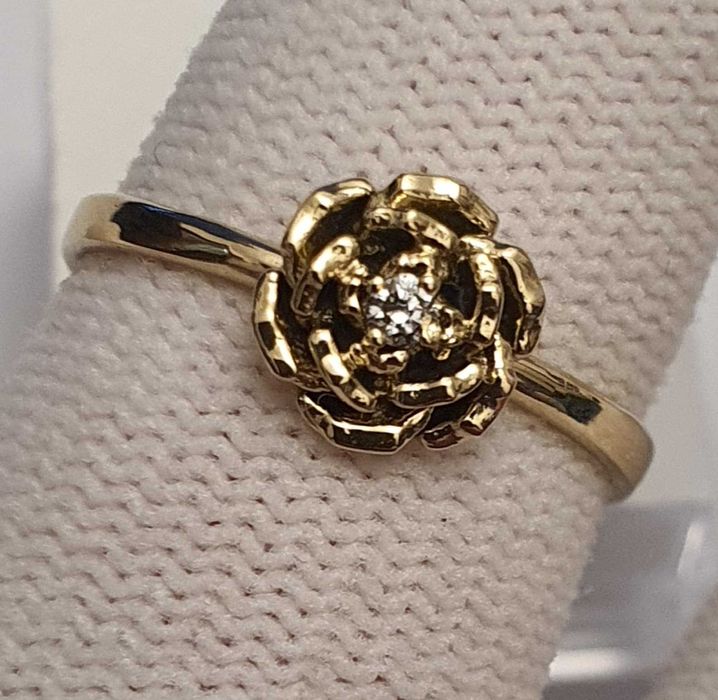 M57 Inel Floral Aur 14K Cu Diamant Natural