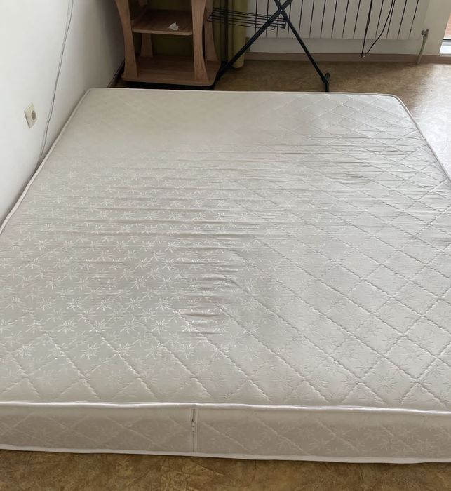 Продам матрас 2 ухспальный