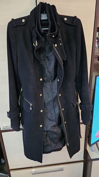 Palton negru Yessica C&A