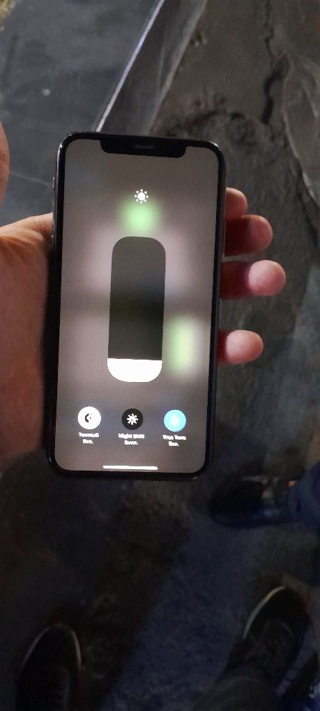 Iphone XS yangi!