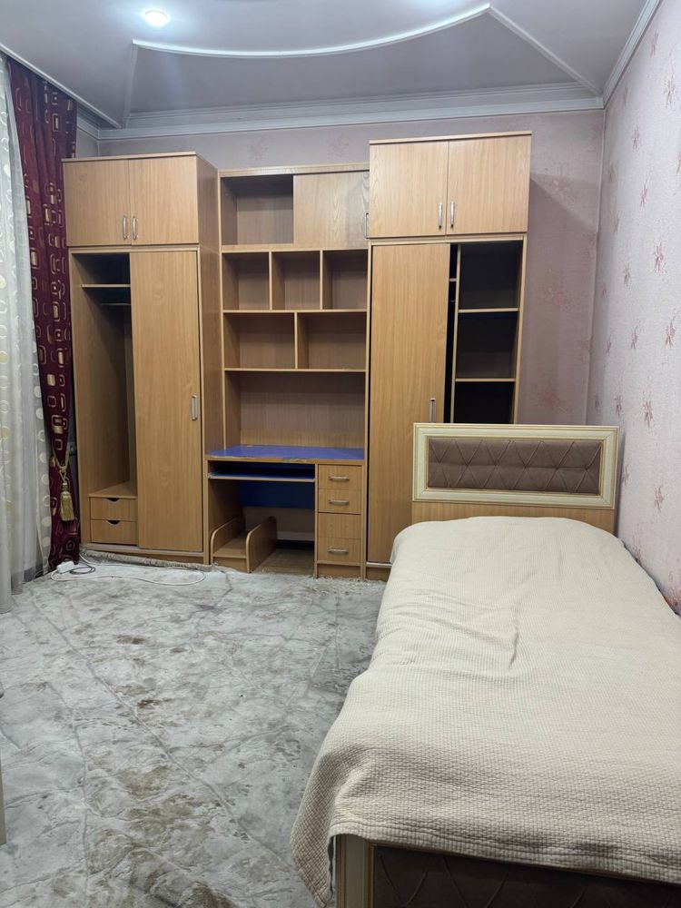 Шкаф кюпе+парта+кровать