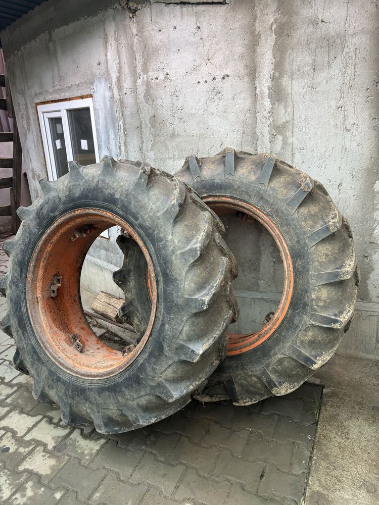 Roti tractor 13.6-28