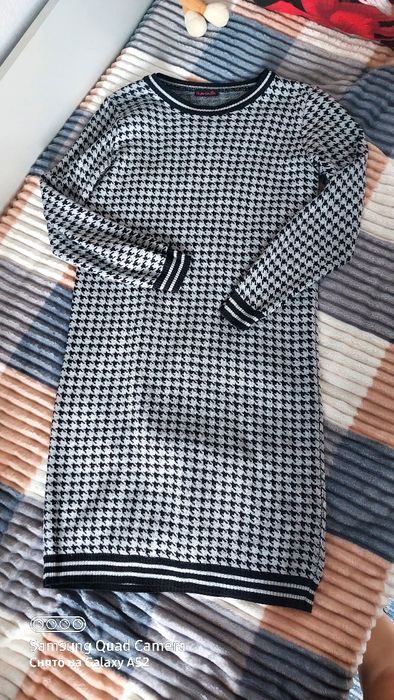 Продам костюм за 8000 и платье  за 3000