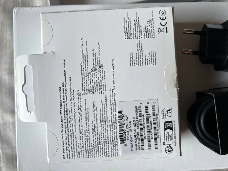Samsung original zaryadchik 45W lik kabeli bilan