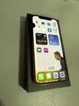 iPhone 12 Pro 256GB - funcționează perfect, ușor defect vizual