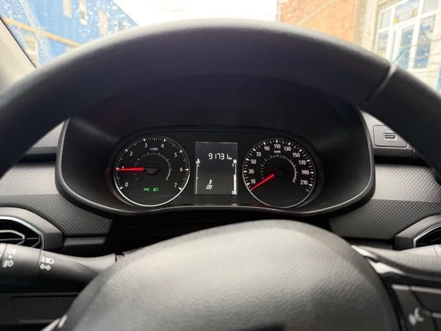 Dacia Logan  ESSENTIAL