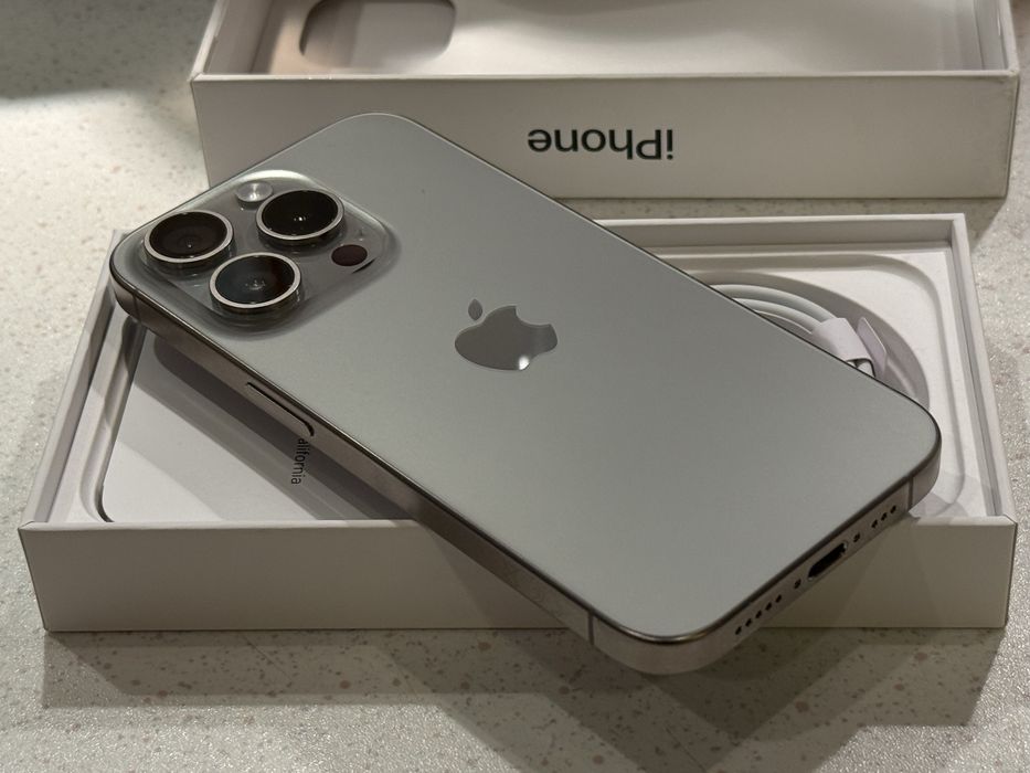 iPhone 15 Pro 512GB Natural Titanium – Отличен, 97% Батерия.