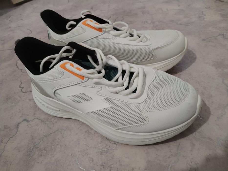 Беговой кроссовки сатылады