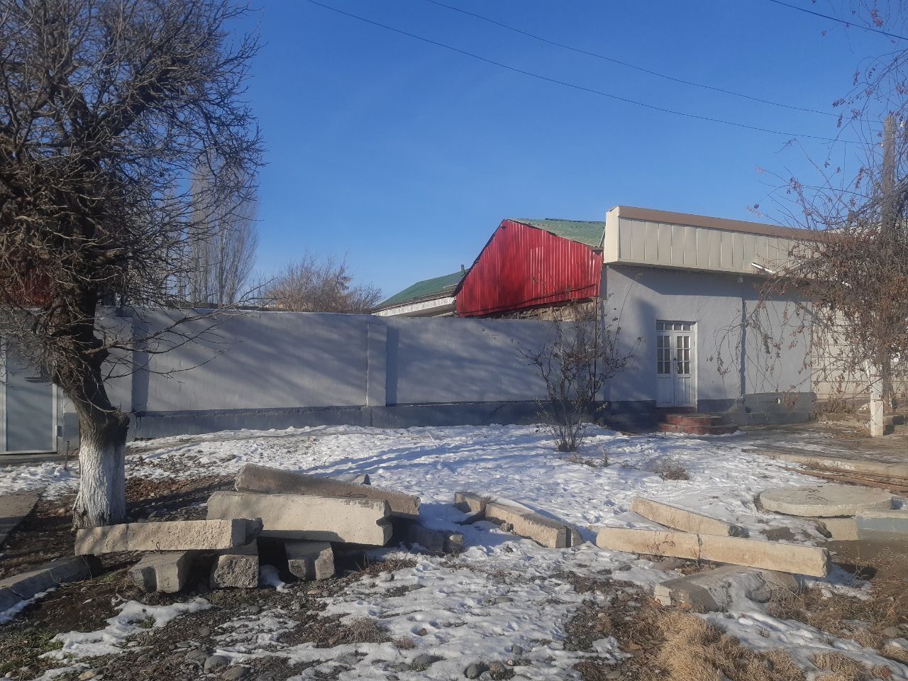 Жомбой партсйездда ховли сотилади