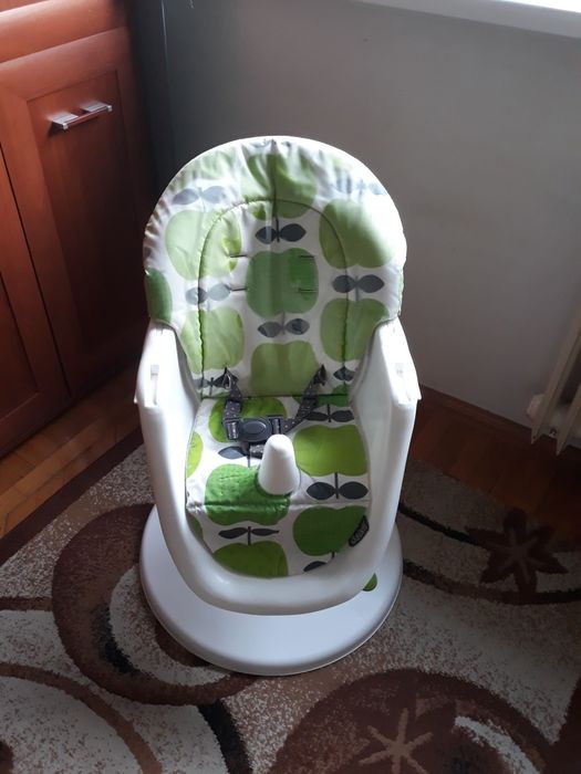 Scaun de masa pentru bebeluși Cosatto 3sixti Happy Apples 2
