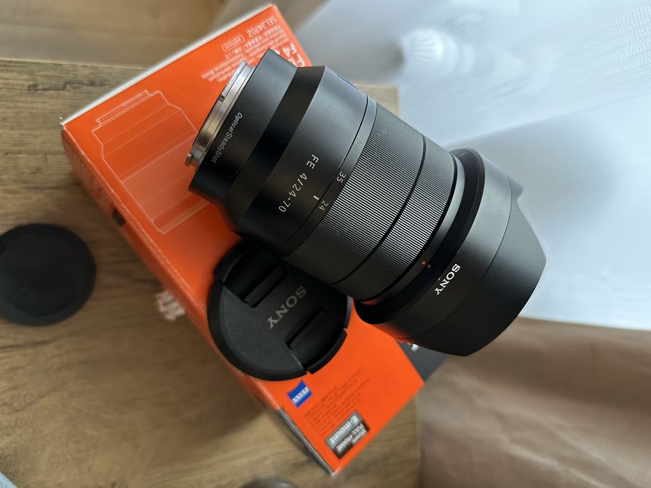 Obiectiv Sony Zeizz 24-70 f4 OSS, stare perfecta, la cutie