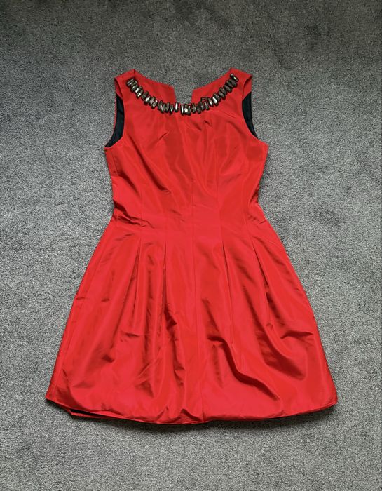 Rochie rosie de ocazie Zara