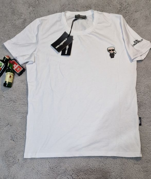 Vând tricouri bărbați