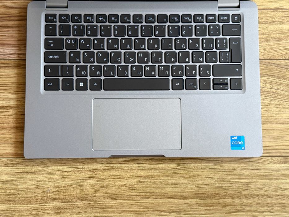 13.3 Dell Latitude 5330`Core i5-1245U/16GB RAM/512GB SSD/Бат 6ч/400 Ni