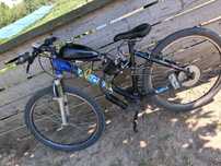 Vand bicicleta cu motor 80cc sau schimb cu scuter