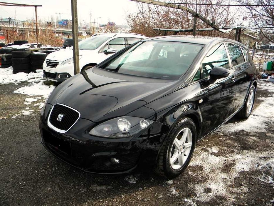 автомобил SEAT LEON 2012 г