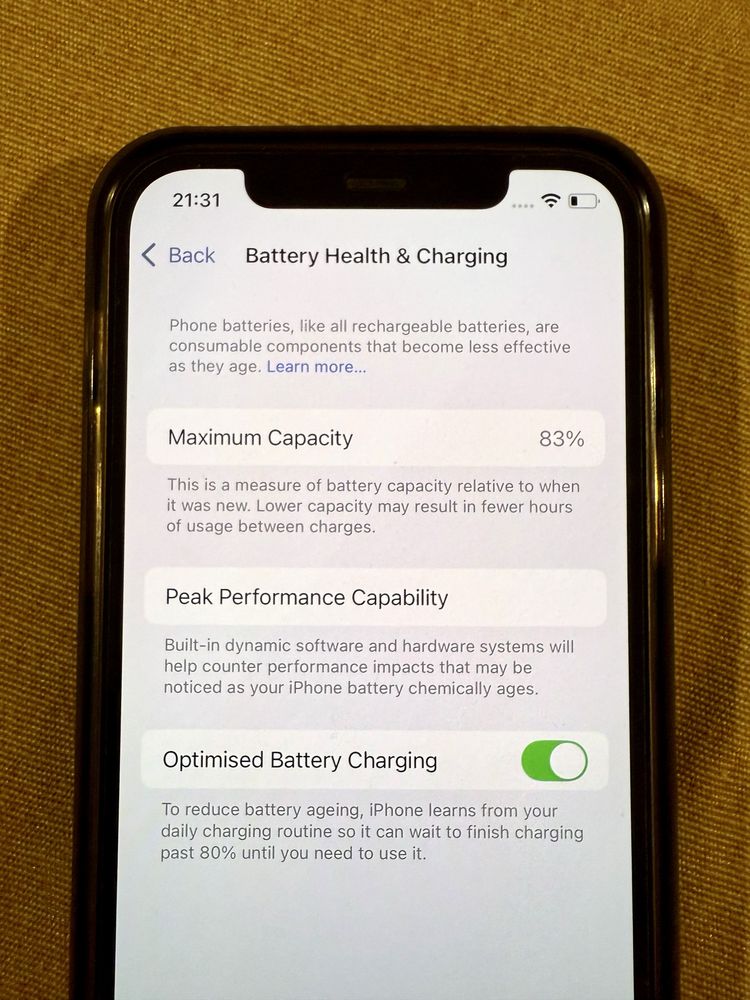 Продавам Iphone 12 64GB purple (лилав като НОВ)