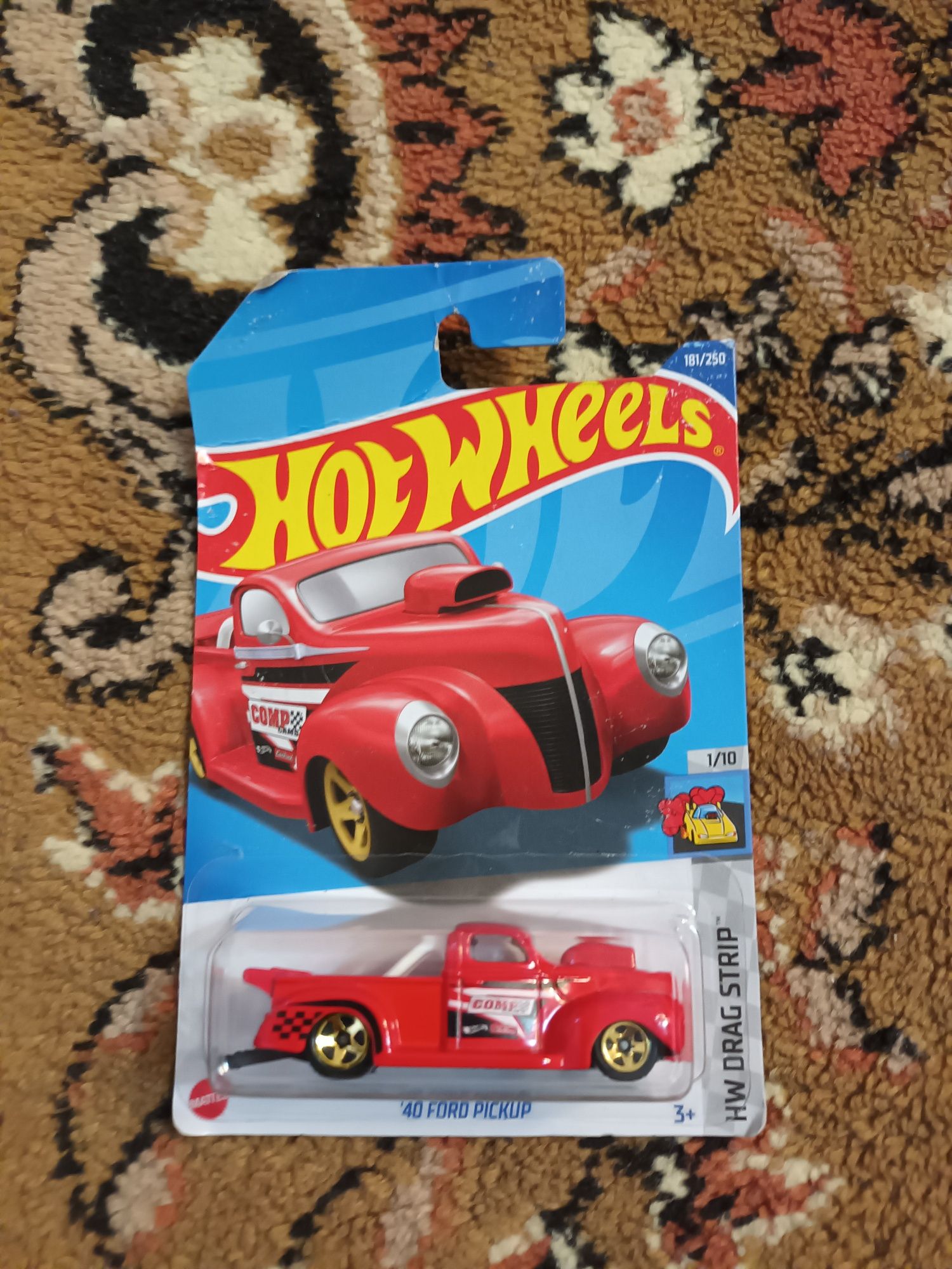 Două mașinuțe Hotwheels 8,50 buc