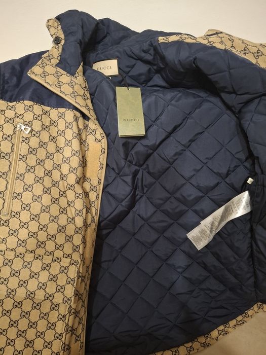 Продавам ,яке на ,Gucci