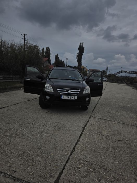 Honda CR-V 2006 • Benzină • 4x4 • Automat • Full Option 

Se vinde H