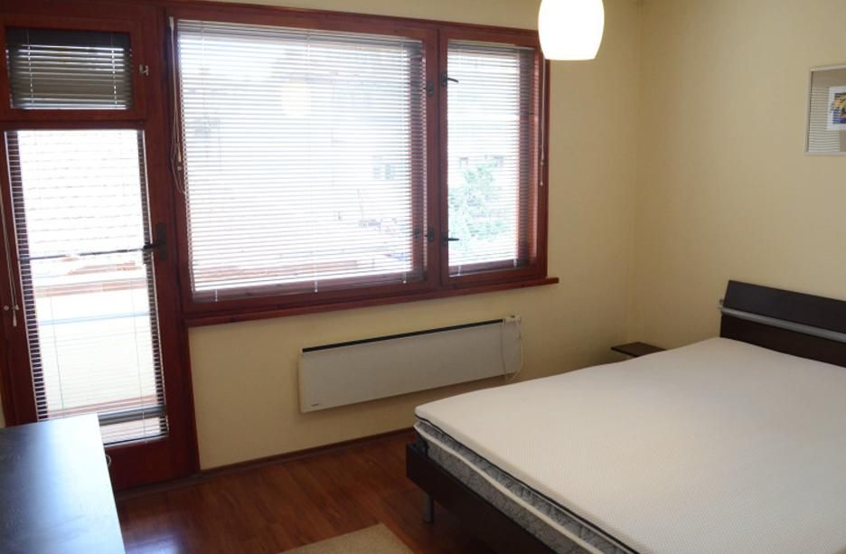 Дава се под наем Двустаен апартамент в Пловдив, Кършияка - 75 кв.м за 325 € - Снимка #3