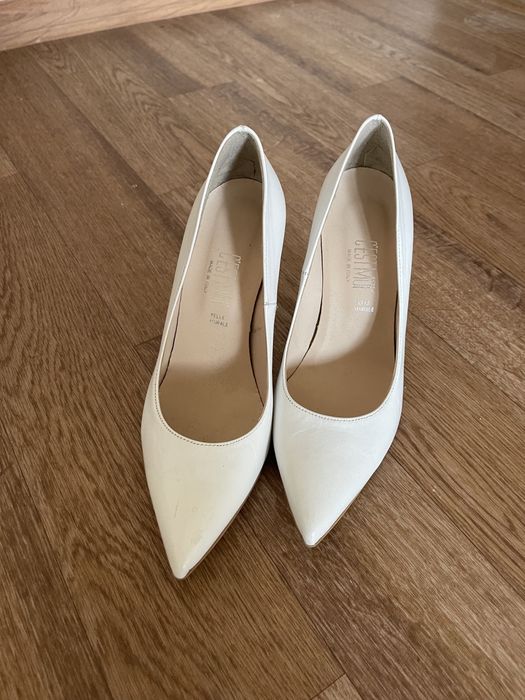 Продам женские кожаные туфли, 38/39 р.