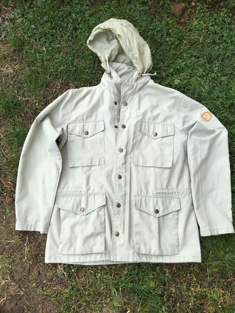 Vând geaca/bluza fjallraven nu carhartt Patagonia Nike Columbia