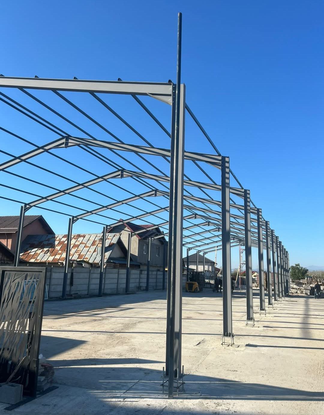 Dăm spre vânzare hală metalică vindem de pe stoc