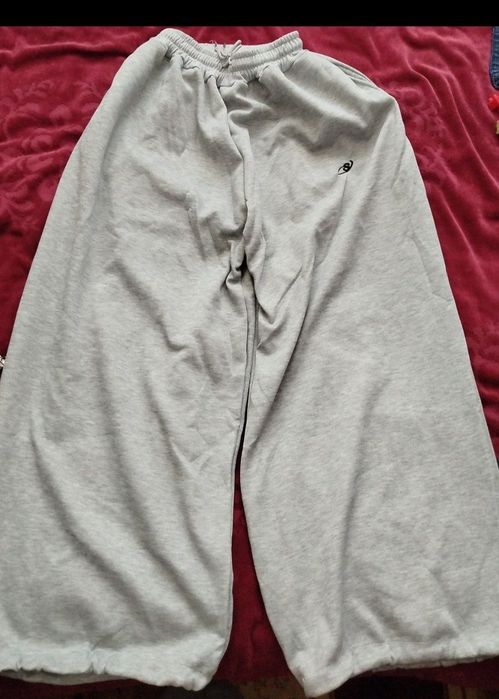 трико хороший и новый